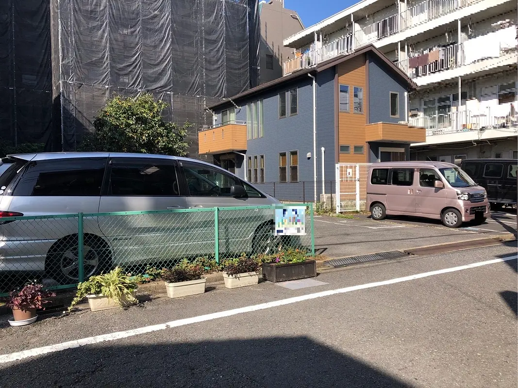 世田谷区梅丘１丁目　月極駐車場